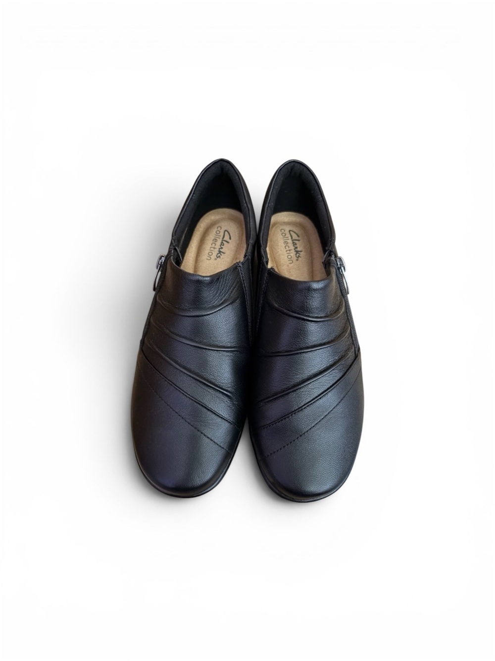 Clarks Wide Black Leather Slip-On Loafers